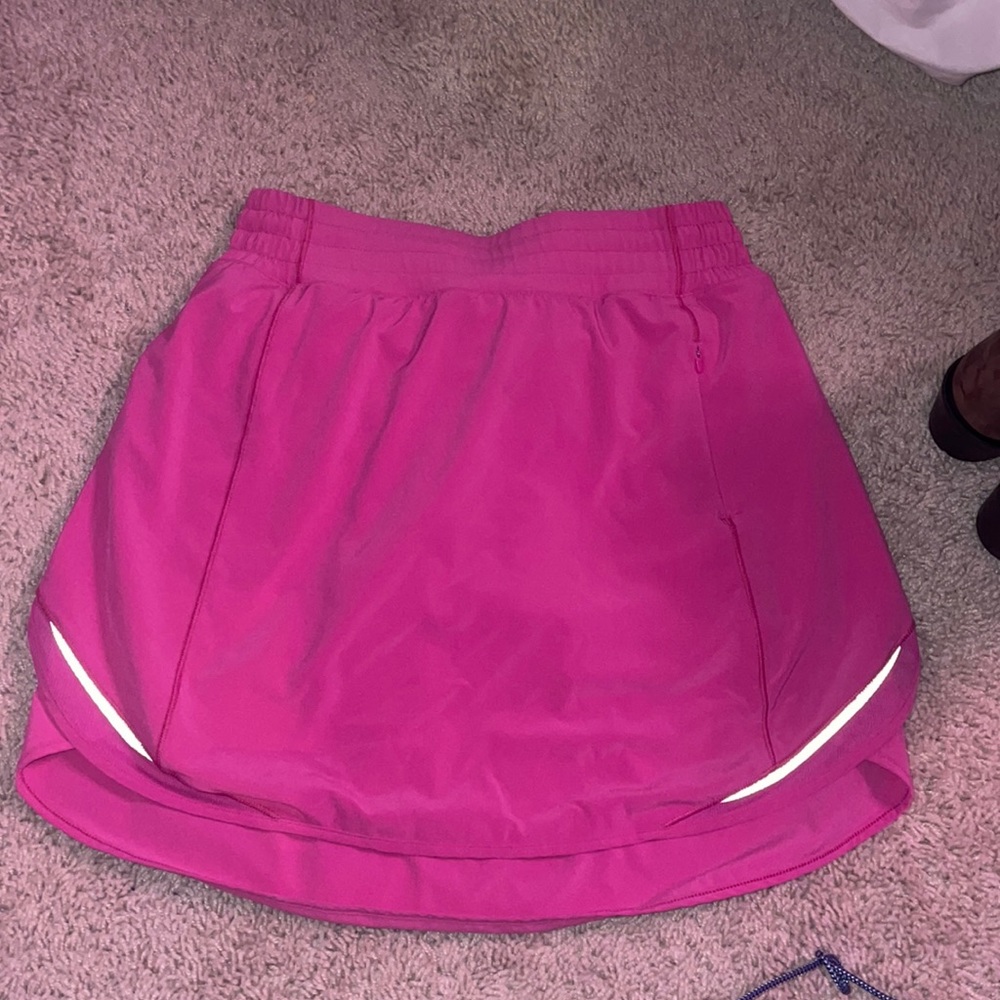 Size 6 Lululemon Hotty Hot High Rise Long Sonic Pink Skirt